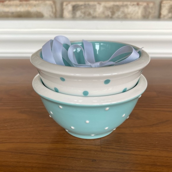 NEW, Authentic, Set of 2 Teal Polka Dotted TERRAMOTO Mini Pinch Bowls. - Picture 4 of 4
